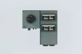 Standard Lighting and HeatTrace Panels Series 8146