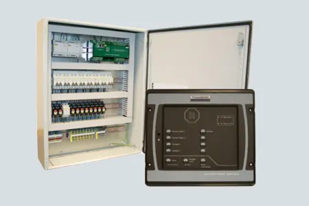 Luminaires TEF4500303 Helideck lights cont. syst. 1 ~dl/2026/6/5/steuergeraet_commander_dual_power_leitsystem_fuer_helideck_befeuerung_reihe_tef4500_rstahl_25705p